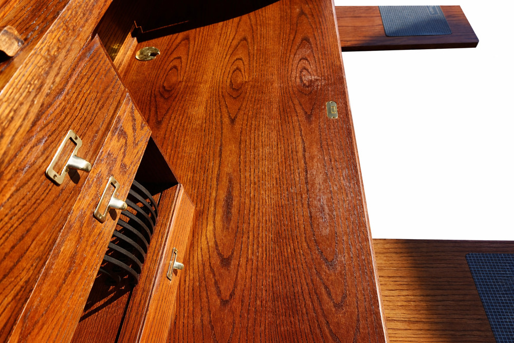 Winners Only Oak Roll Top Desk w/ Organizer Drawers & Pull-Out Slides – Solid Wo
