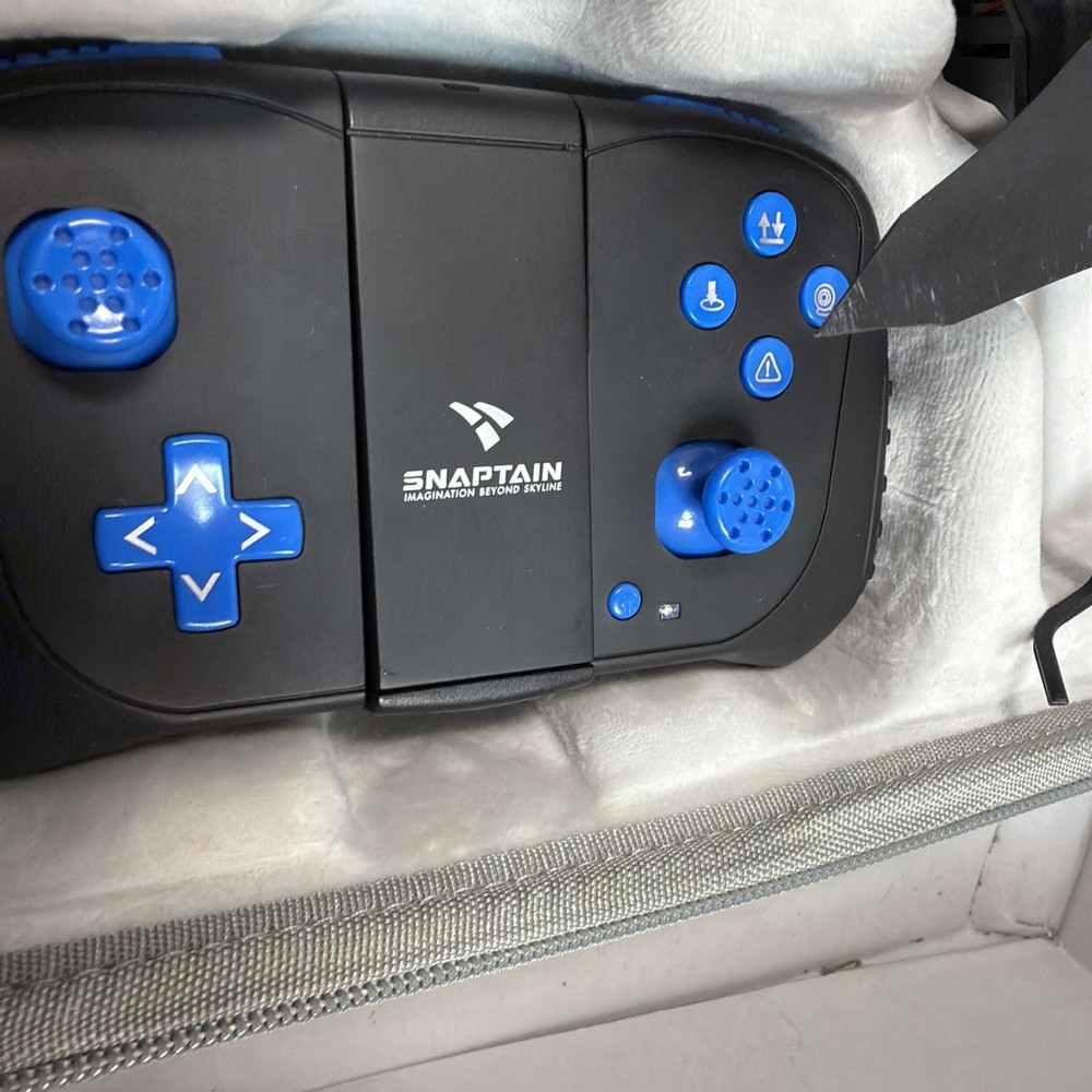 SNAPTAIN S5C Black Blue Quadcopter Drone with Controller & Case, Tested & Works