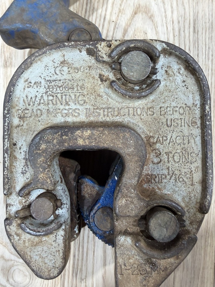 1625 Chicago Grip Lock 3 Ton Cable Wire Grip 5/8”