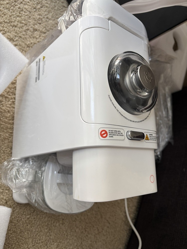 CHEFWAVE Milkmade Non-Dairy Milk Maker White 6 Programs Self-Cleaning