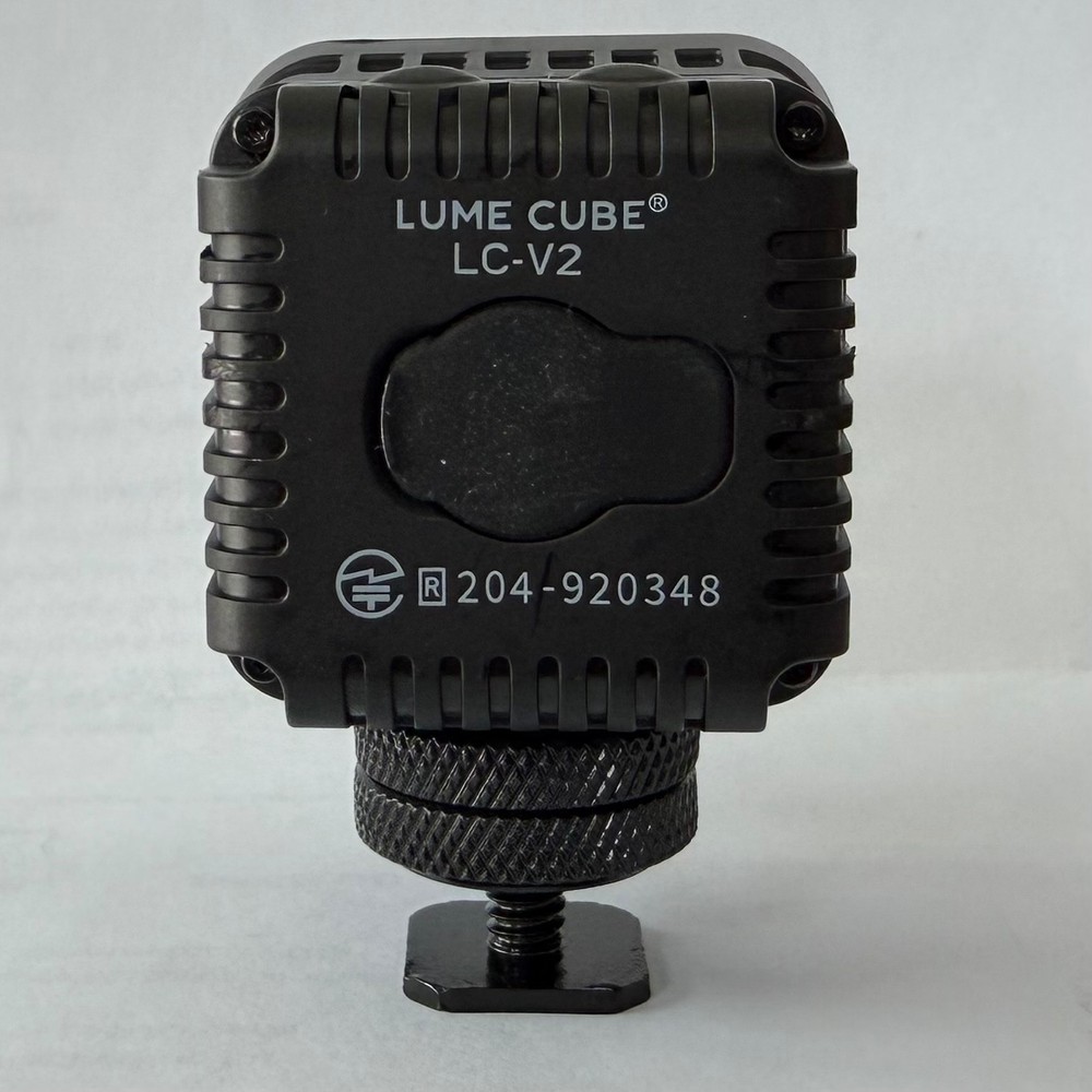 Lume Cube LC-V2 Waterproof LED Light With Charging Cable