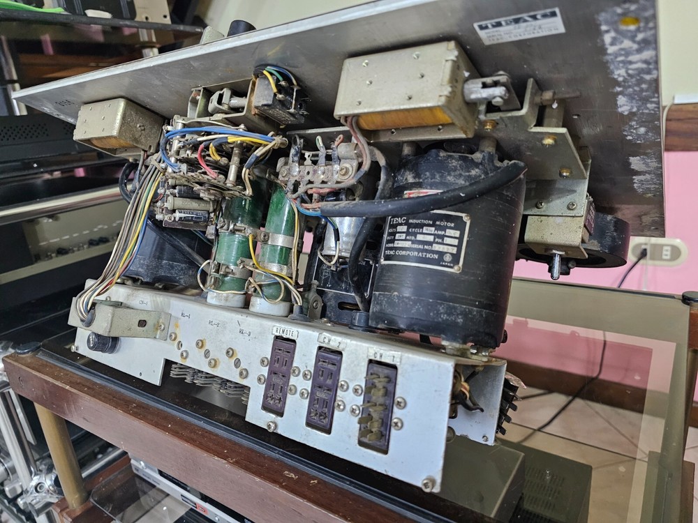 Teac TD-321 Reel to Reel Untested