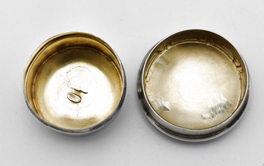 Antique Solid Silver Pill Pot Snuff Box Powder Pot 1921