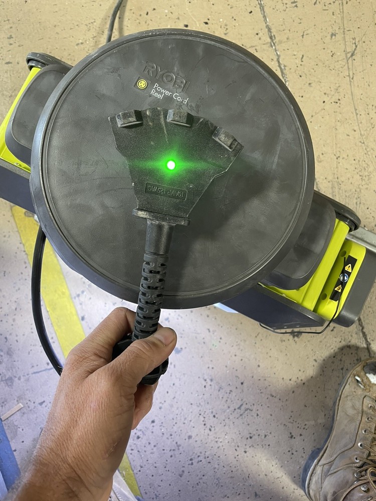 Ryobi 30’ Cord Reel GMD330