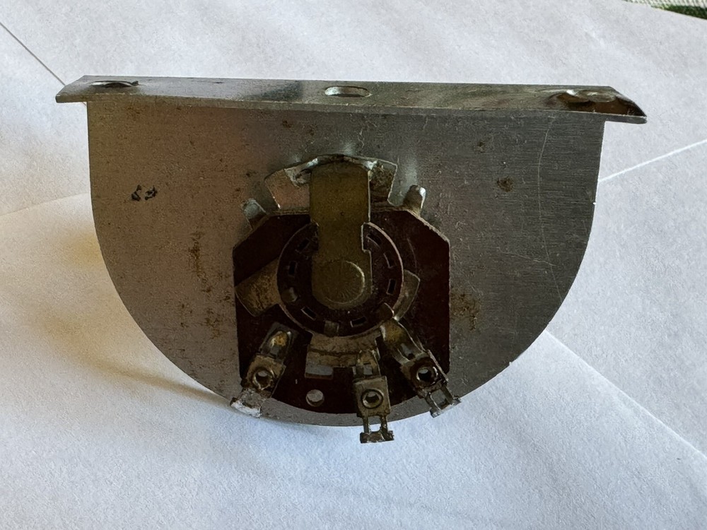 Vintage Car Speaker Switch Front/Rear/Both (3 Position)