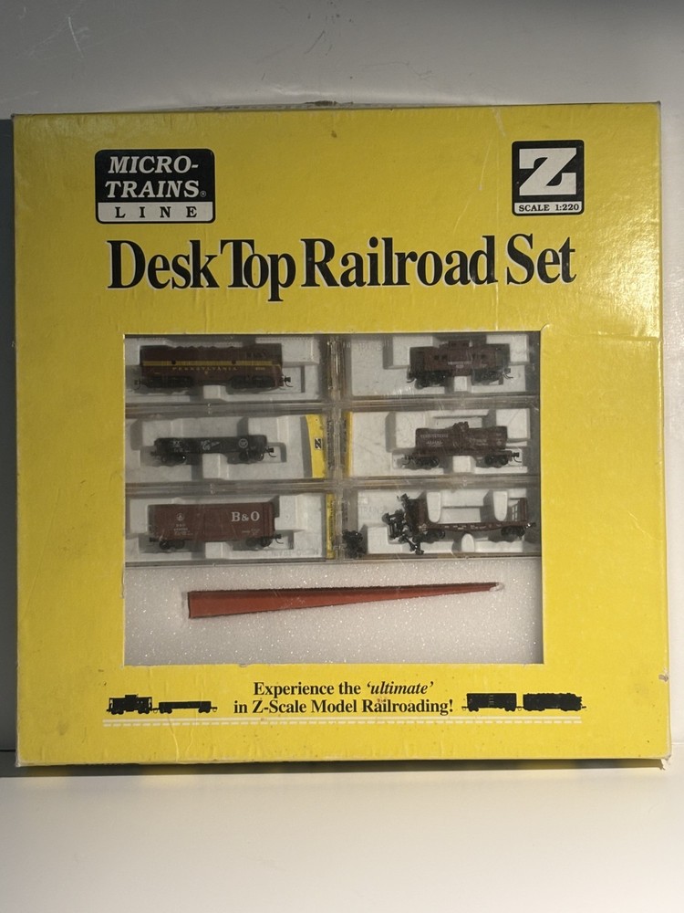 z scale Desk Top Railroad train set