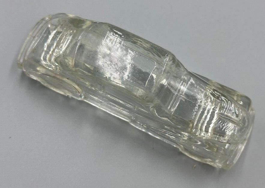 c 1945 AUTOMOBILE Mini STREAMLINED AUTO Car Glass CANDY CONTAINER Vintage E&A 33