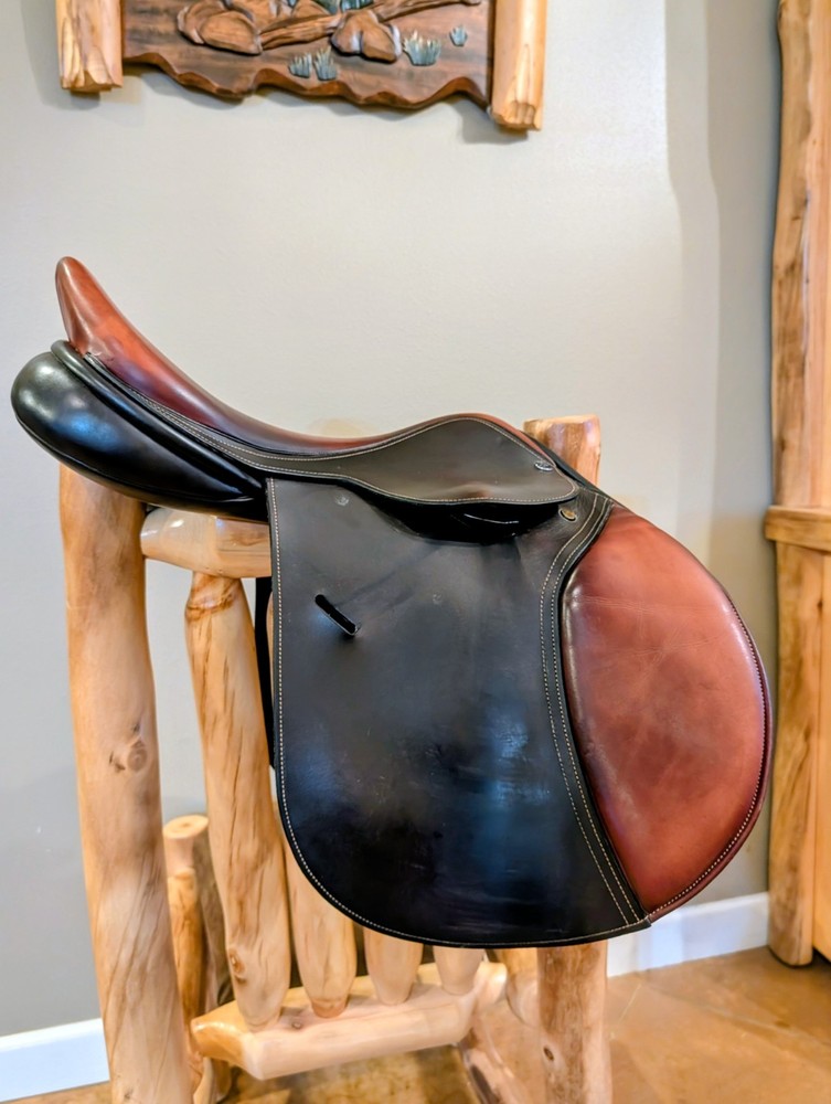 17.5" Hulsebos All Purpose Custom Saddle