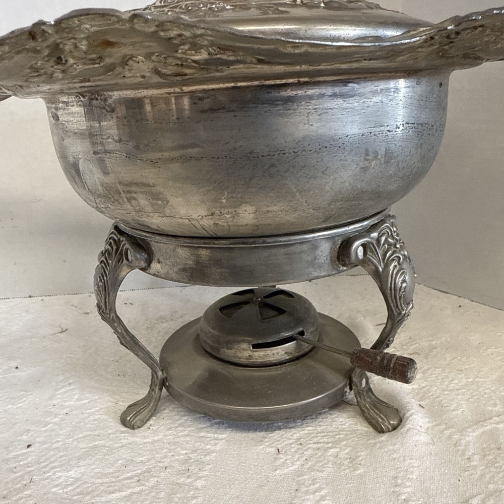 Vtg Silver Chafing Dish With Handle/Cover Pyrex Bowl