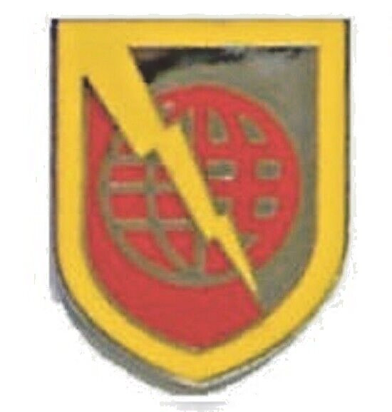 MILITARY HAT LAPEL PIN -  STRATEGIC COMMAND PIN - NEW