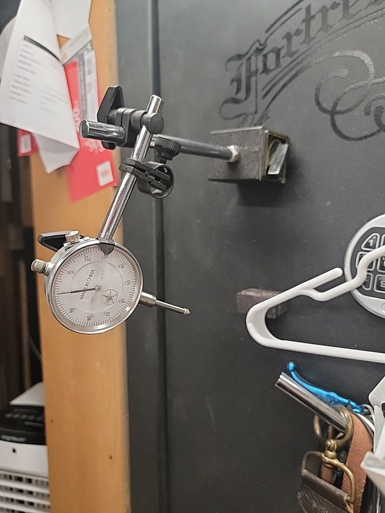 Magnetic Base Adjustable Metal Test Indicator Holder WITH DIAL INDICATOR