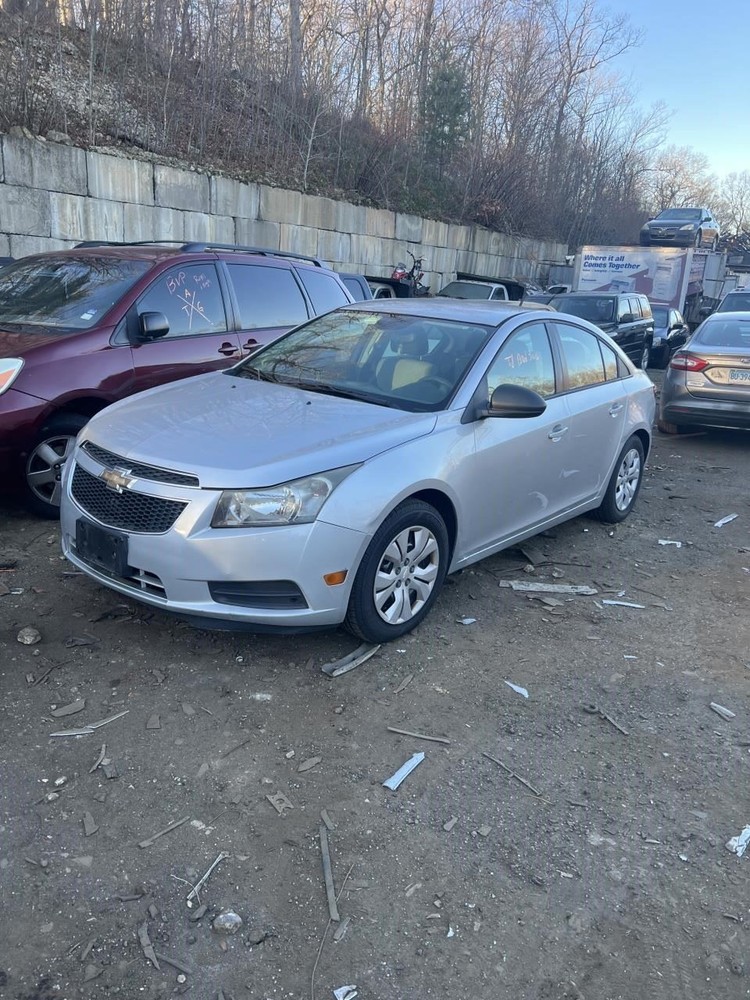 2014 CRUZE Third Brake Light Tested OEM