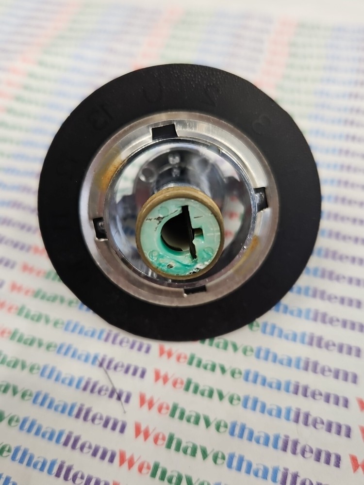 Universal Plastic Channel Selector TV Knobs / 4 PIECES (QZTY)