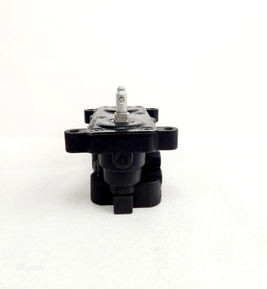 Hand Operated Dash Valve *Used* KN20615