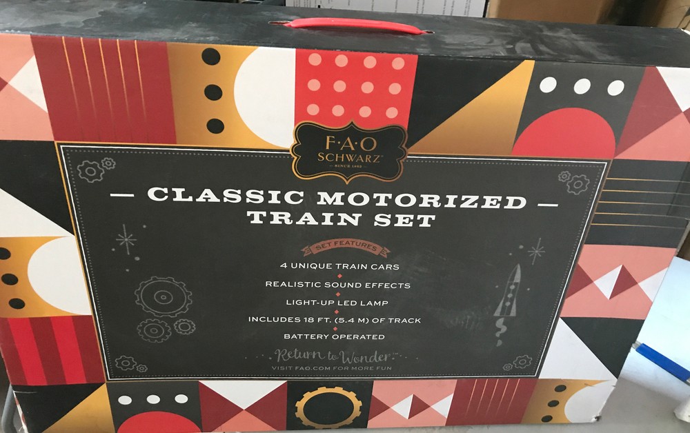 🌎 FAO Schwarz Classic Motorized Train Set,30 Pc,Open Box ‼️