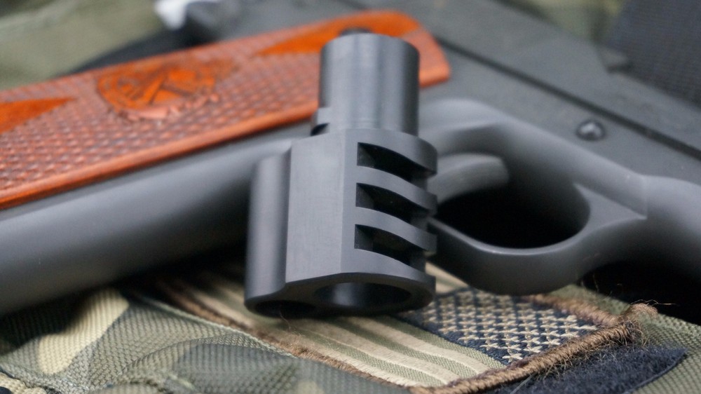 1911 .45 acp Mil-Spec muzzle brake BLACK PREDATOR compensator + FREE SPRING PLUG