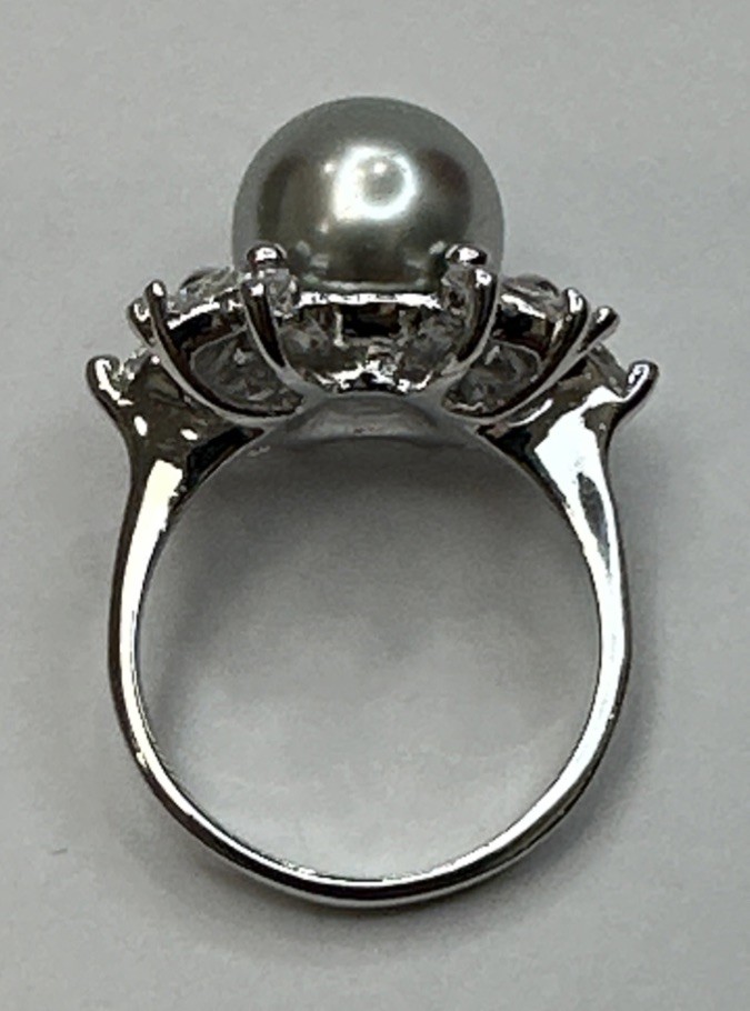 Elegant 925 Sterling Silver Pearl And CZ Ring