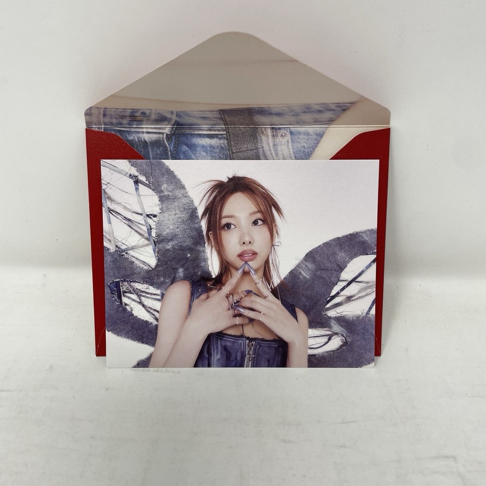 Twice Nayeon 2nd Mini Album 'Na' C Version (Red) - SIGNED Insert - SHIPS TODAY