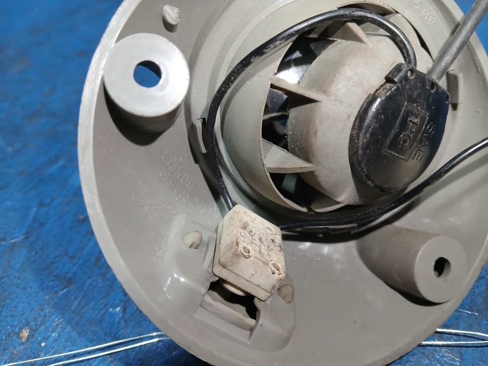 GRAKON INTERIOR DOME LIGHT ASSEMBLY 4093-000 - 51988