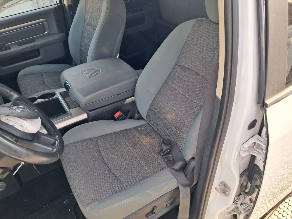 TDODR1500 2015 Glove Box 4814384