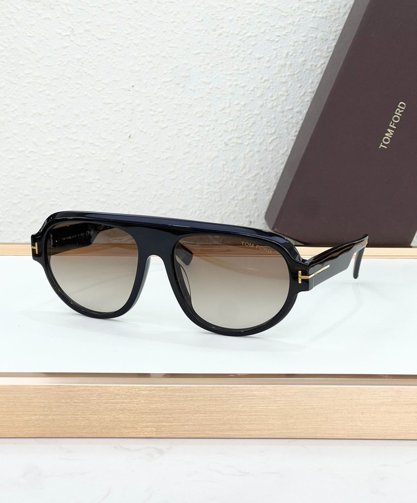 TOM FORD MODEL：FT1102 Sunglasses SIZE：59口16-140