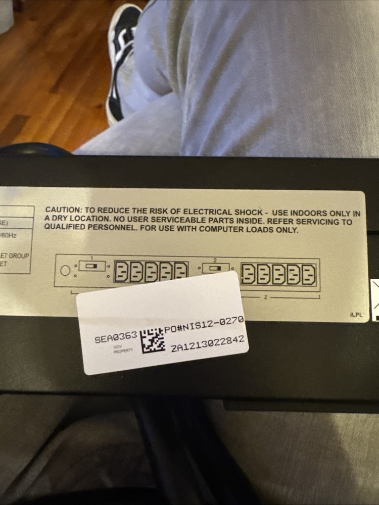 APC Netshelter AP9571A Basic Rack PDU