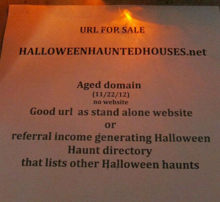 "HALLOWEENHAUNTEDHOUSES.net" domain url 4 SALE