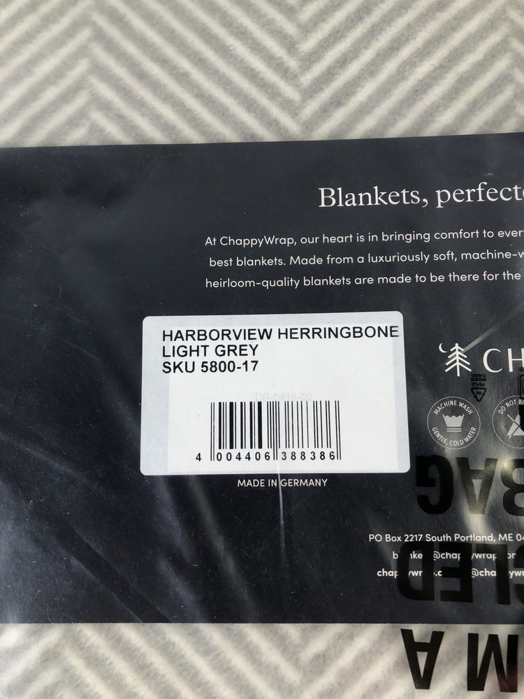 ChappyWrap Harborview Herringbone Reversible Blanket Light Grey 60x80