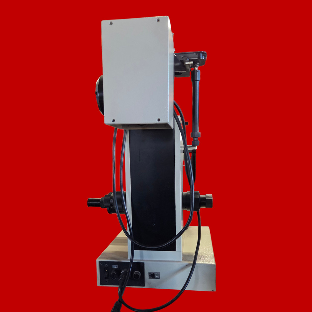 Unitron Unimet Inverted Metallurgical Microscope, 8713