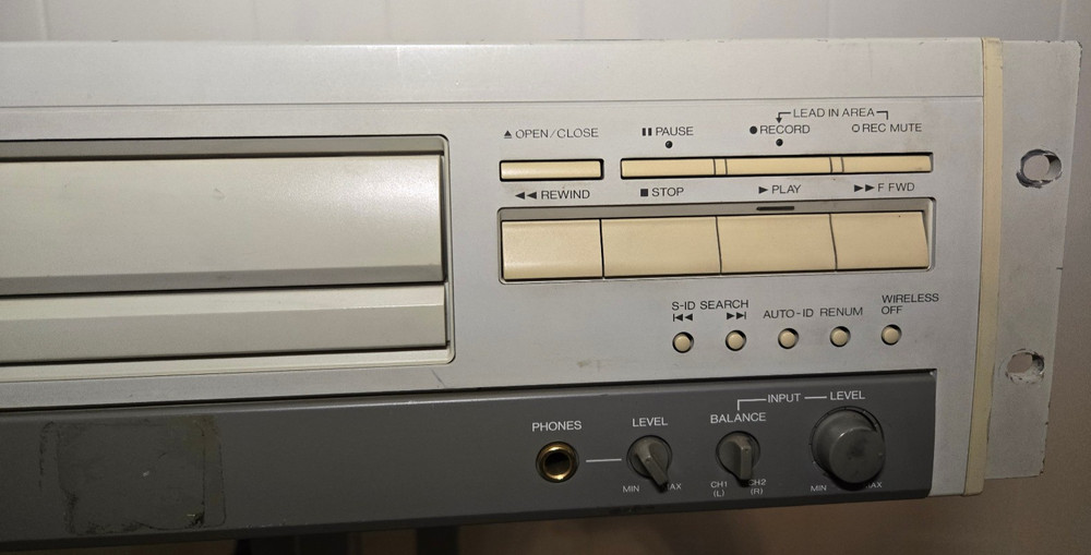 Fostex D-5 DAT Recorder Player – Powers On – No Media Test – Studio DAT Deck