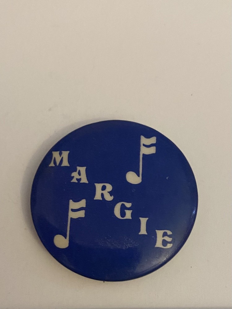 Margie Musical Notes Pin Back Button P87