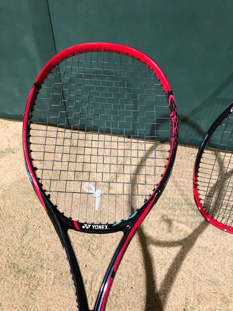 Yonex V Core 98