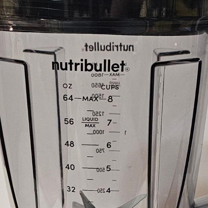 NutriBullet Blender Replacement 64oz 8-Cup Pitcher with Lid and Blade EUC