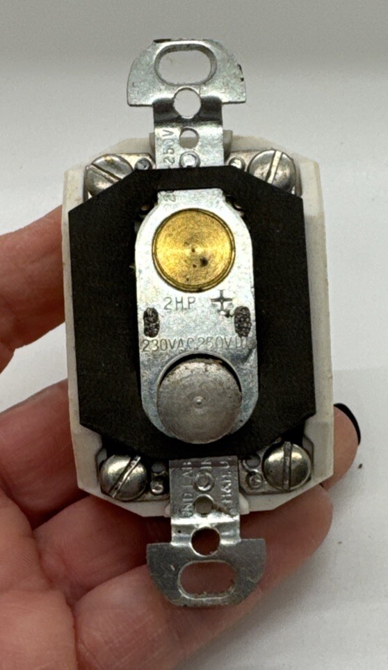 NOS ARROW HART 80050 PORCELAIN PUSHBUTTON SWITCH DOUBLE POLE