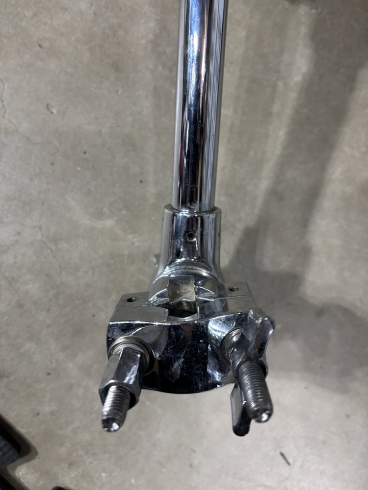 DW Double Adjustable V Clamp Tube