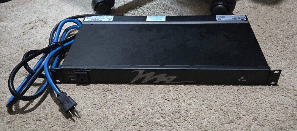 Middle Atlantic Products Model PD-915R-PL