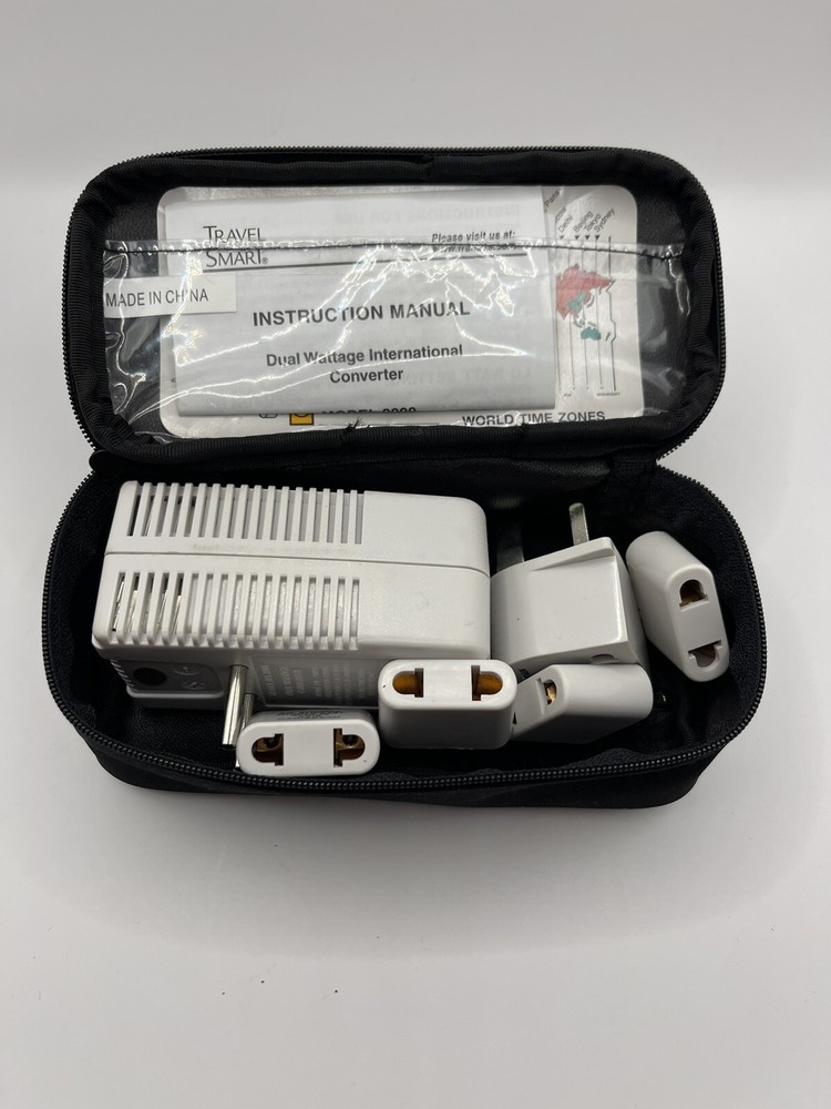 Travel Smart Outlet Converter Set With Case