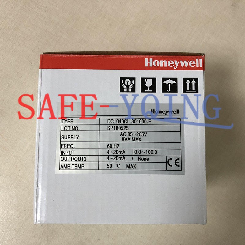 ONE Honeywell DC1040CL-301000-E temperature controller NEW