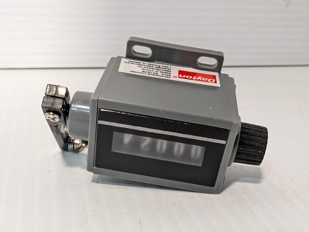 Dayton 6X157B Mechanical Counter, 5 Digit