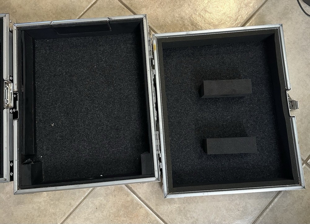 Road Ready DJ Flight Case For Pioneer CDJ 1000 PAIR