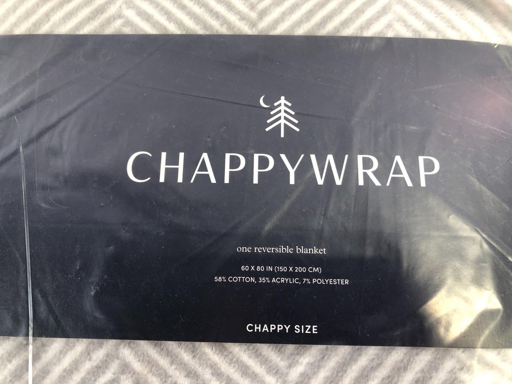 ChappyWrap Harborview Herringbone Reversible Blanket Light Grey 60x80