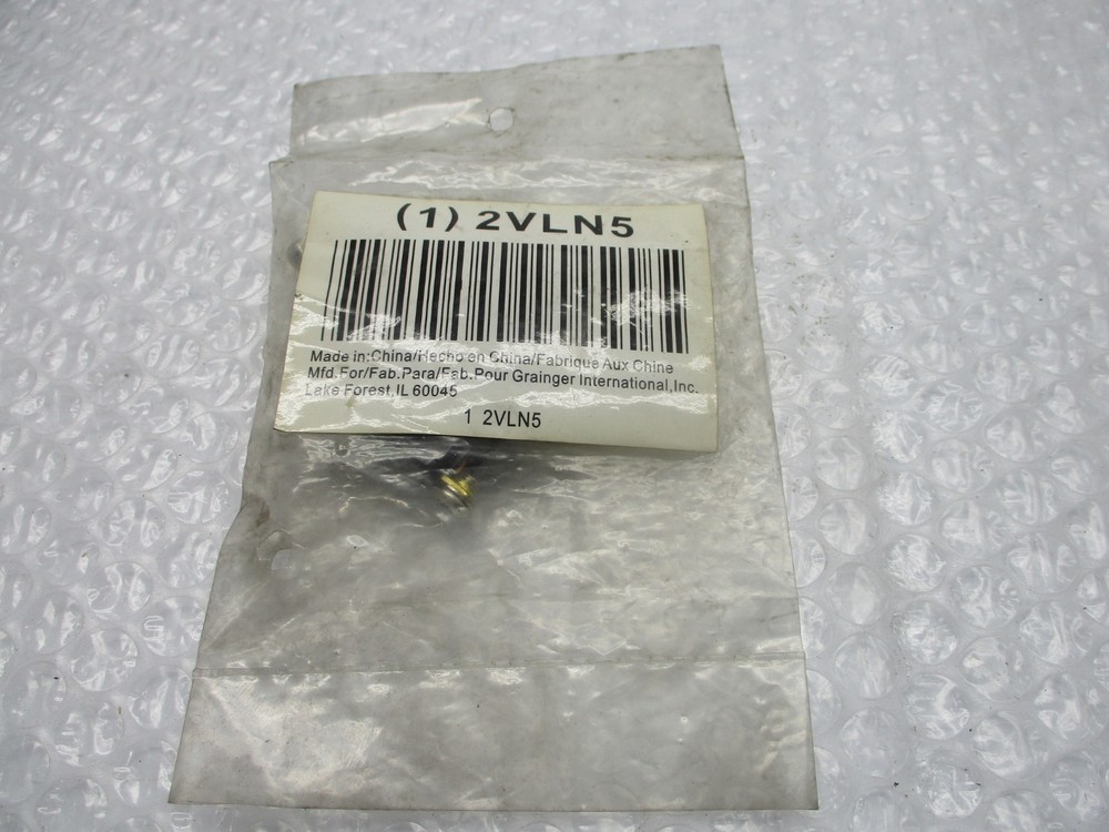 GRAINGER 2VLN5 TOGGLE SWITCH NSMP