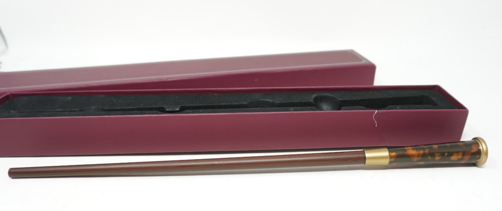 Universal Studios Theseus Scamander Replica Wand Noble Collection