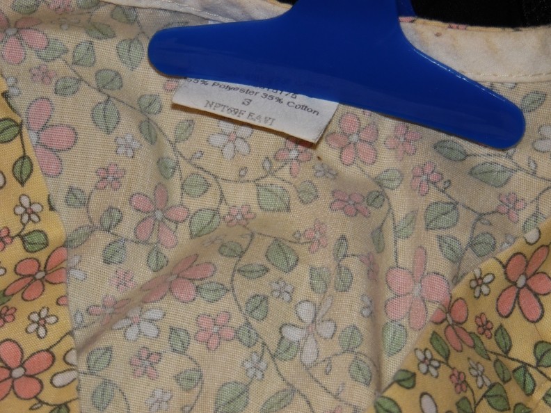 Scrubs small top and bottom