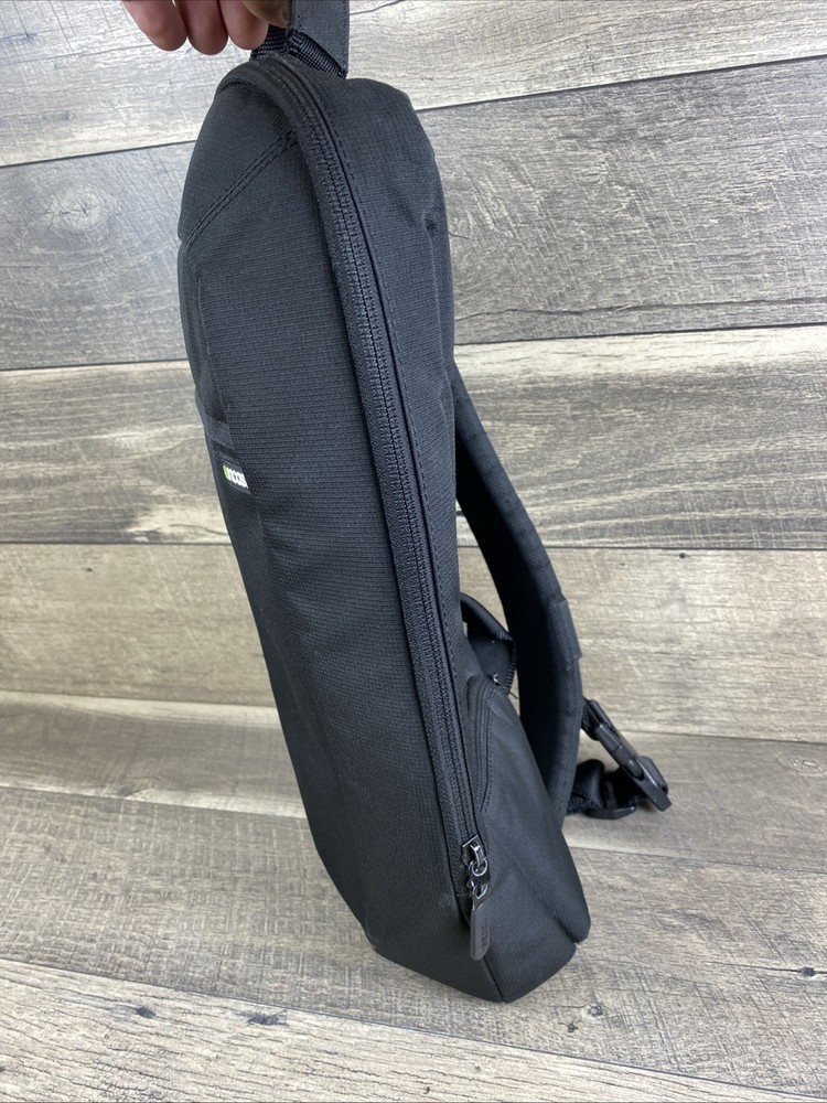 Black Incase ICON Backpack Slim