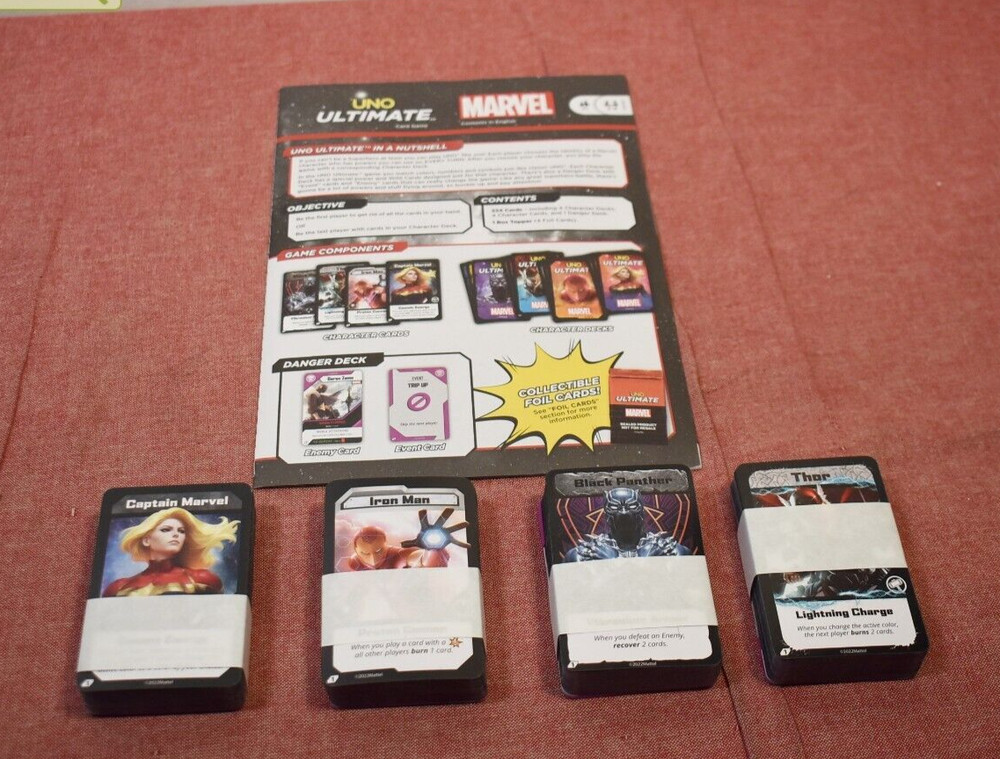 UNO Ultimate Marvel Card Game