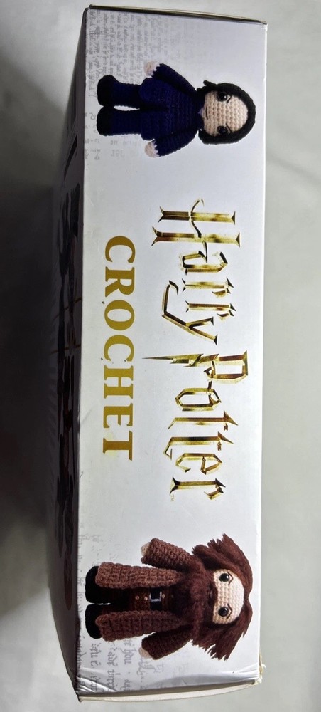Harry Potter Crochet Kit - W/ Wand Hook & Instruct Booklet, New, Open Box