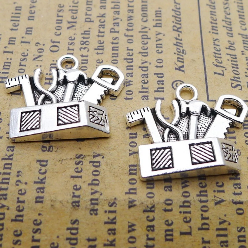 30PCS Antique Silver Tone Tool Box Charm Pendant JHS69