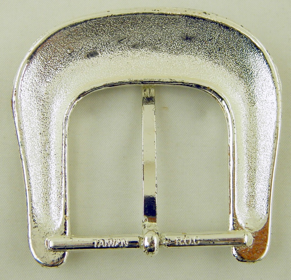 1-1/2" Victoria Buckle (Silver Plate)