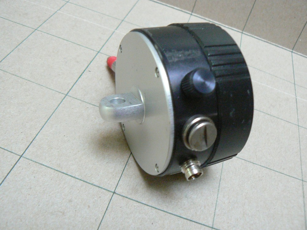 Mahr , Milliness 2100 , Digital Comparator , USED.. (M)